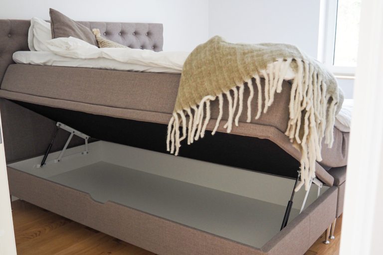 utrymme förvaringssäng sängfabriken
